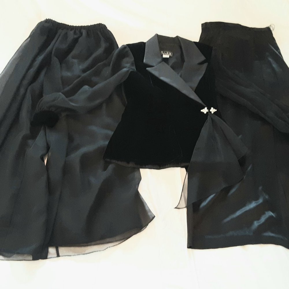 Vintage 80's 3 piece evening ensemble